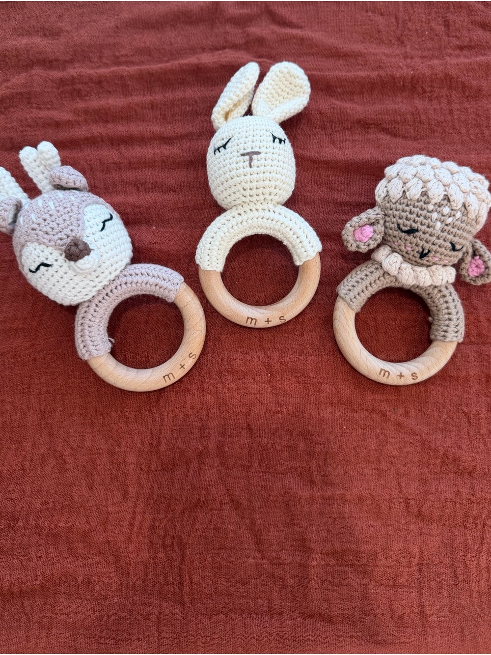 Crochet Animal Teething Ring - Cream & Taupe